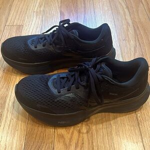 Saucony Women's Ride 16 Sneaker size 9 EUC